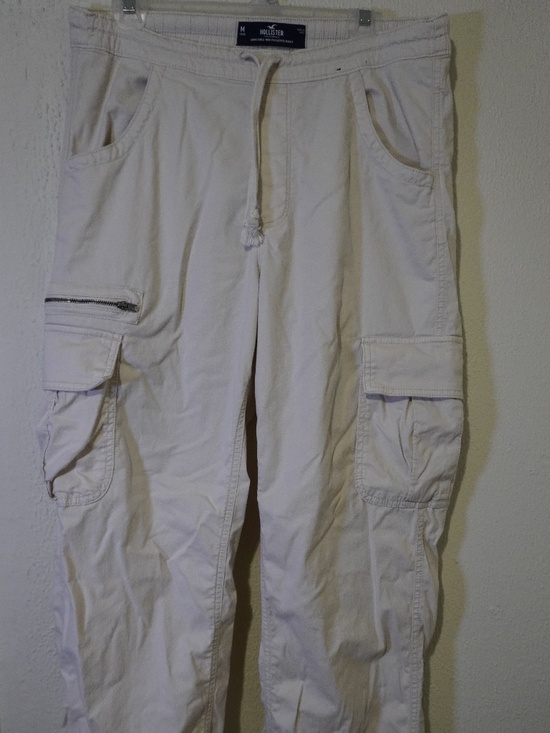 Hollister Women’s Long Cargo Pants – Beige – Size M - Picture 1 of 4